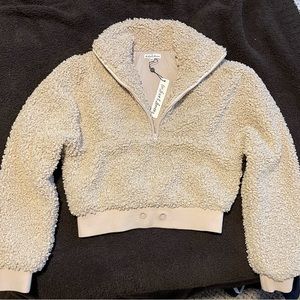 For Love and Lemons Sherpa fleece half-zip pullover size small never worn w/ tag